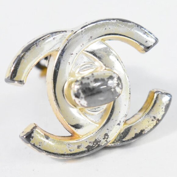 CHANEL CC Turn Lock Motif Gold Plated Earrings Clip - Picture 6 of 9